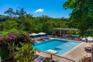 Der Pool des Hotel Fiesta, Santa Cruz, Galapagos, Ecuador