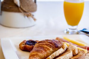 Frühstück im Bayside Boutique Hotel Curacao, Karibik