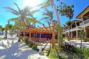 Restaurant & Bar des Exotic Island Resort, Malapascua, Philippinen