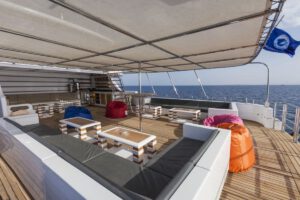 Das Oberdeck der Golden Dolphin 2, Golden Dolphin Safari World, Aegypten