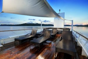Das Sonnendeck der Solitude One, Solitude World, Mikronesien, Philippinen