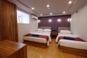 Eine Twin Bett Kabine Unterdeck auf der Emperor Explorer, Malediven