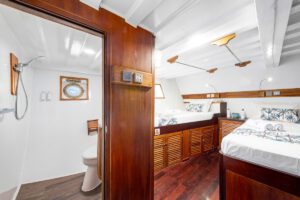 Eine Kabine Unterdeck, MSY Seahorse, Wallacea Divecruise, Indonesien