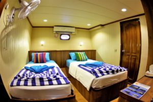Twin Betten Kabine Unterdeck Emperor Voyager Malediven