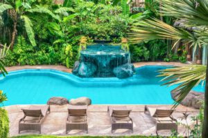 Der Pool des Atlantis Dumaguette