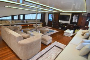 Salon der M/V Almonda, Ocean Breeze, Saudi Arabien 