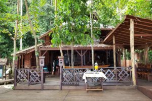 Das Restaurant des Raja Ampat Dive Resort, Indonesien