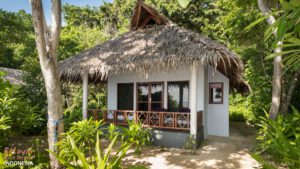 Eine Strand Villa, Selayar Dive Resort, Sulawesi, Indonesien