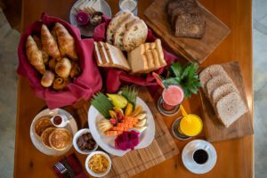 Murex Manado - Frühstück, Indonesien, Sulawesi