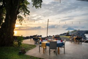 Murex Manado - Abendessen unter Sternenhimmel, Indonesien, Sulawesi