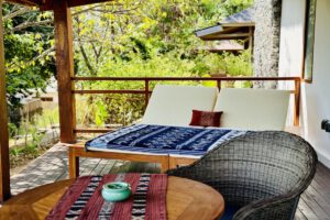 Hillside Seaview deluxe bungalow, Alor Tanapi, Indonesien