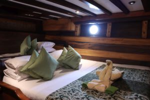 Master-Kabine auf der Wellenreng, Tauchsafari Indonesien