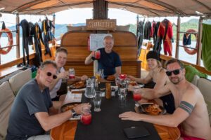 Die Wellenreng, Tauchsafari Indonesien