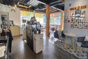 Das Brewbox Cafe im Silver Reef Dive Resort, Dauin, Philippinen