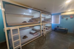 Eine Capsule Suites im Silver Reef Dive Resort, Dauin, Philippinen