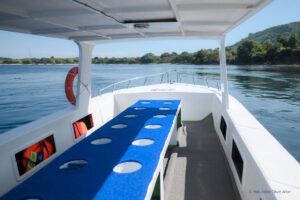 Ein Tauchboot des Nautika Dive Alor, Alor, Indonesien