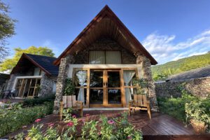 Garden View One Bedroom Villa im Moko Alor Dive Resort, Alor, Indonesien