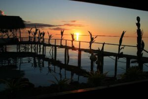 Steg der Pension Vekeveke Village, Fakarava, Französisch Polynesien