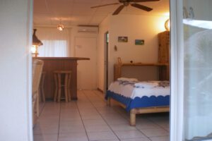 Kitchenette-Studio der Pension De La Plage, Tahiti, Französisch Polynesien
