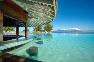 Die Poolbar im Te Moana Tahiti Resort, Tahiti, Französisch Polynesien