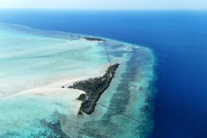 Luftbild des Virgin Cocoa - Tropical Hideaway Island, Kalimantan, Indonesien