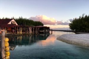 Die Anlage des Motu Aito Paradise, Fkarava, Franzoesisch Polynesien