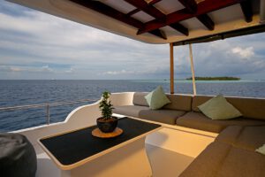 Lounge Oberdeck der M/V Amba, Malediven