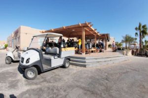 Orca Dive Club Soma Bay mit Golfcar